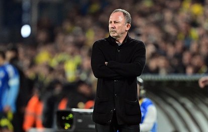 "Beşiktaş-Antalyaspor Maçına Doğru: Sergen Yalçın'ın Taktik Planları Neler?"