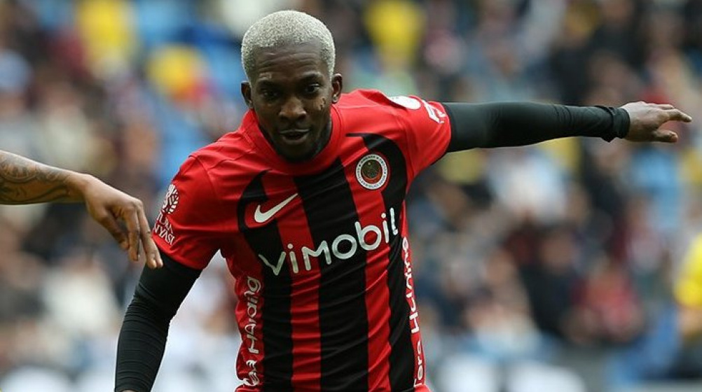 "Galatasaray Maçı Öncesi Şok: Gençlerbirliği, Golcüsü Onyekuru'yu Kadro Dışı Bıraktı!"